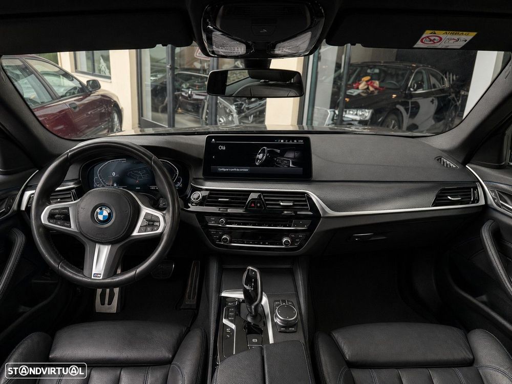 BMW 520 e Pack M - 2