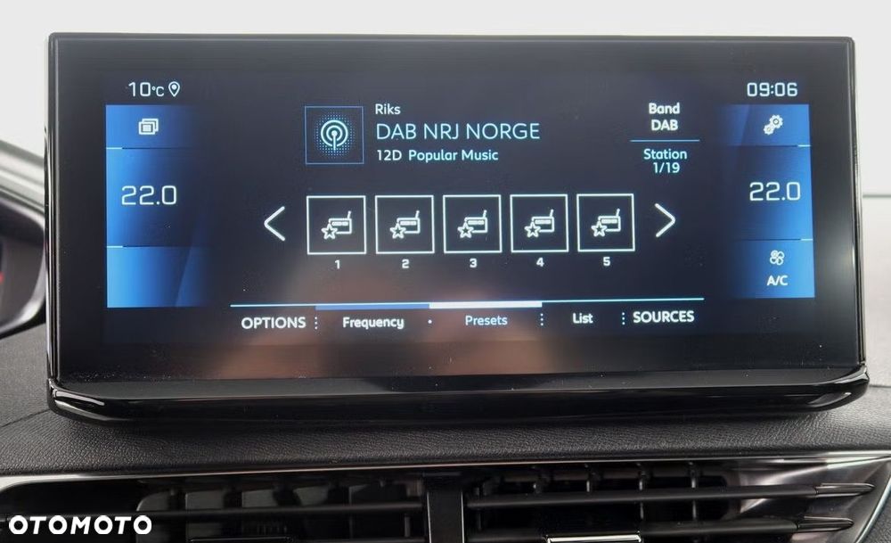 Peugeot 3008 1.5 BlueHDi GT S&S EAT8 - 26