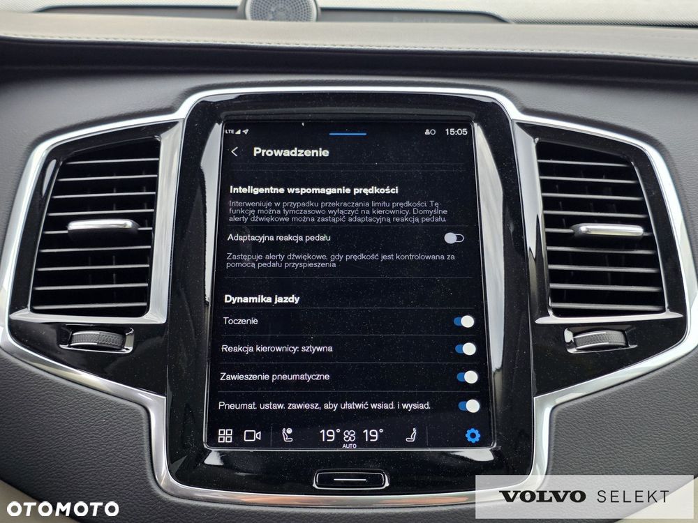 Volvo XC 90 - 31