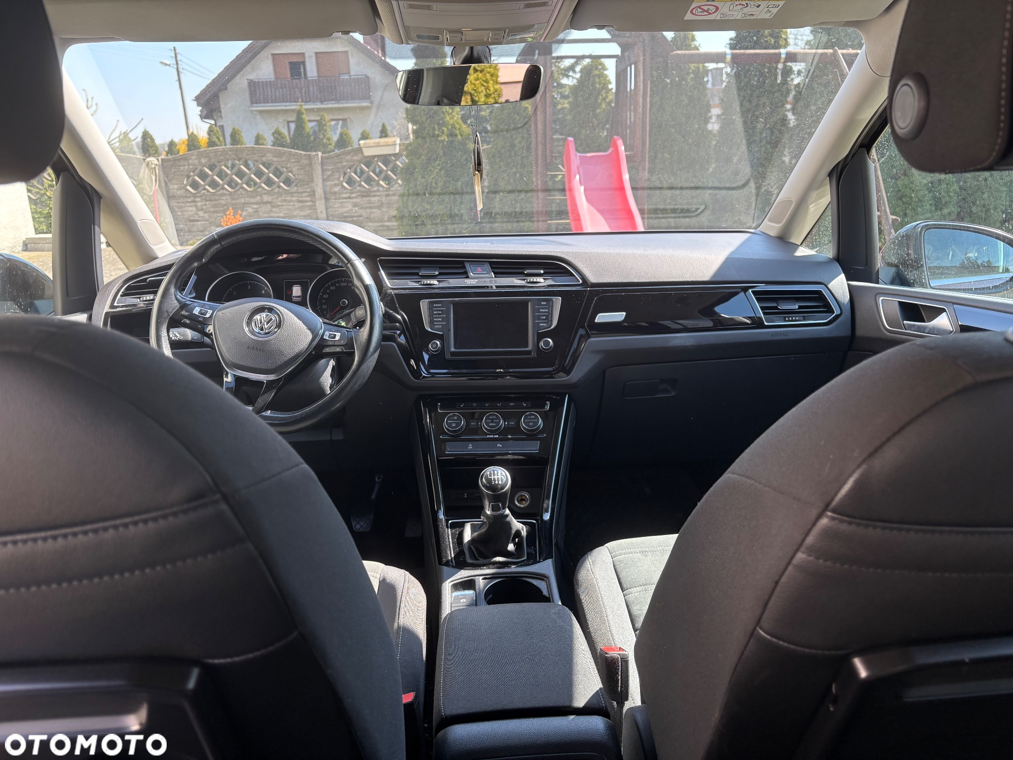Volkswagen Touran 2.0 TDI BMT Highline - 12