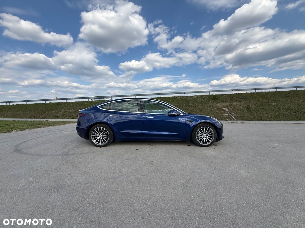 Tesla Model 3 Standard Range Plus - 9