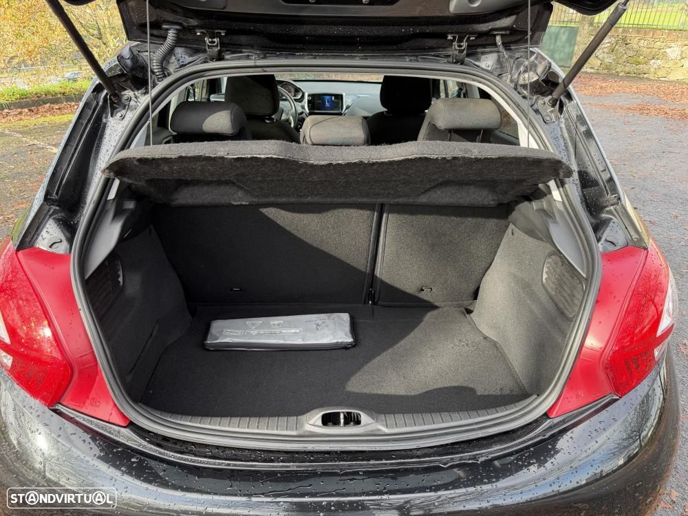 Peugeot 208 1.4 HDi Active - 28