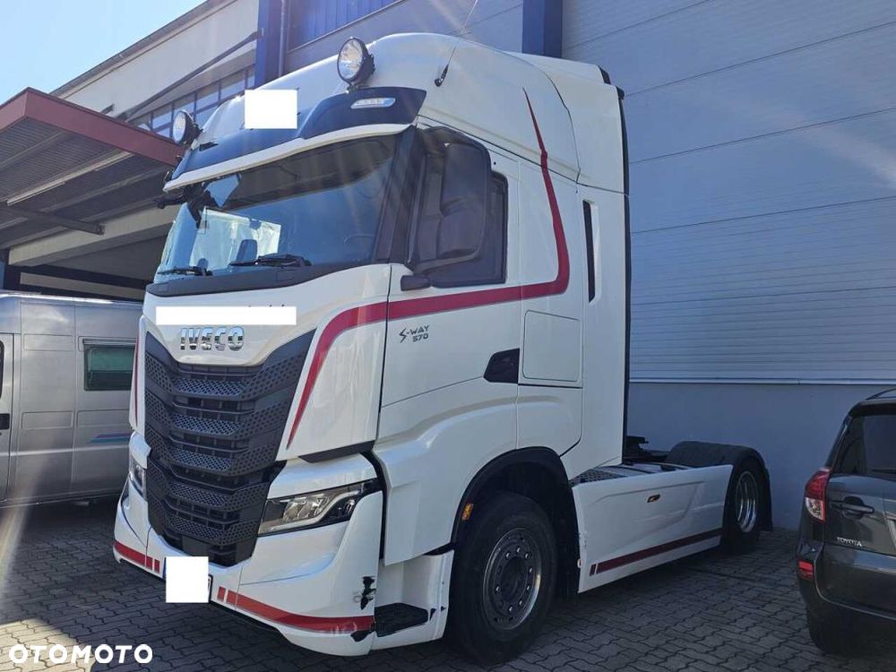 Iveco S-WAY 570 / RETARDER / STANDARD / KLIMA POSTOJOWA - 1