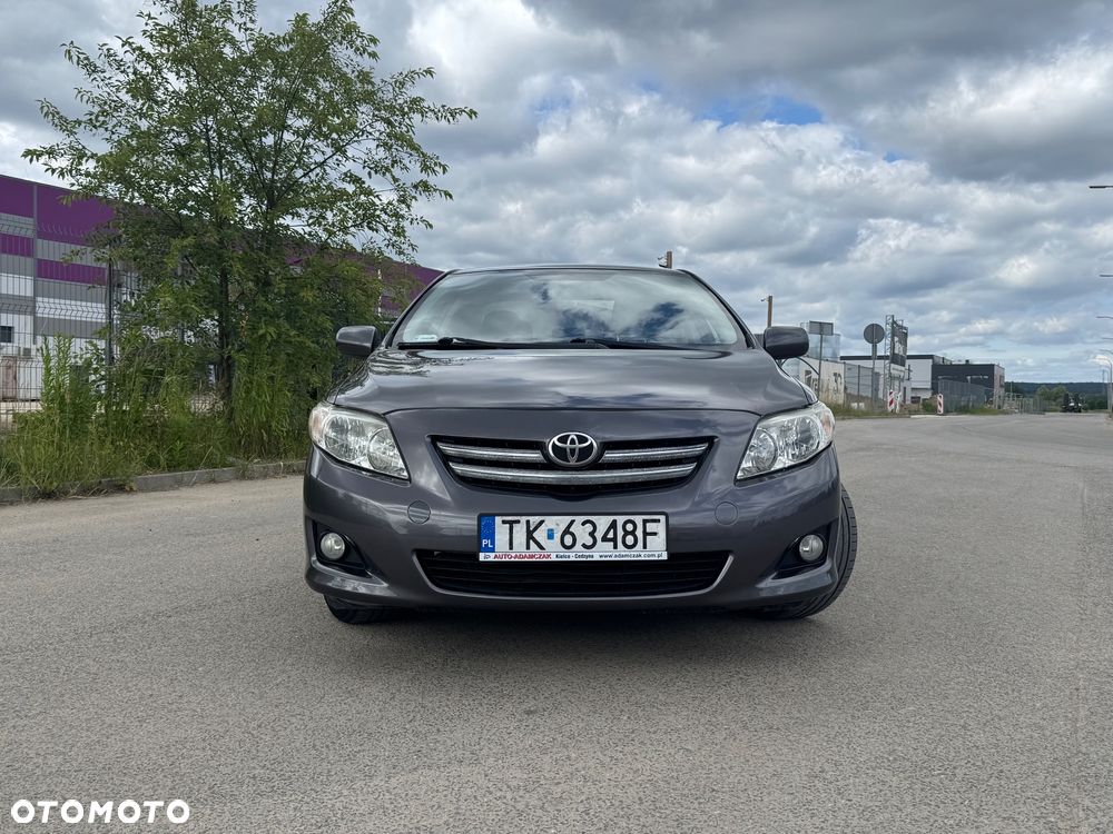 Toyota Corolla - 12
