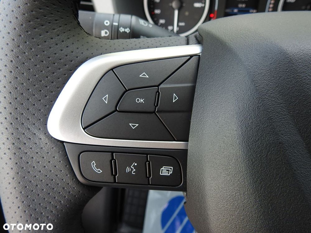 Iveco DAILY 35S18 NOWY PLANDEKA 8 PALET TEMPOMAT NAWIGACJA LEDY AUTOMAT HI-MATIC 180KM - 31
