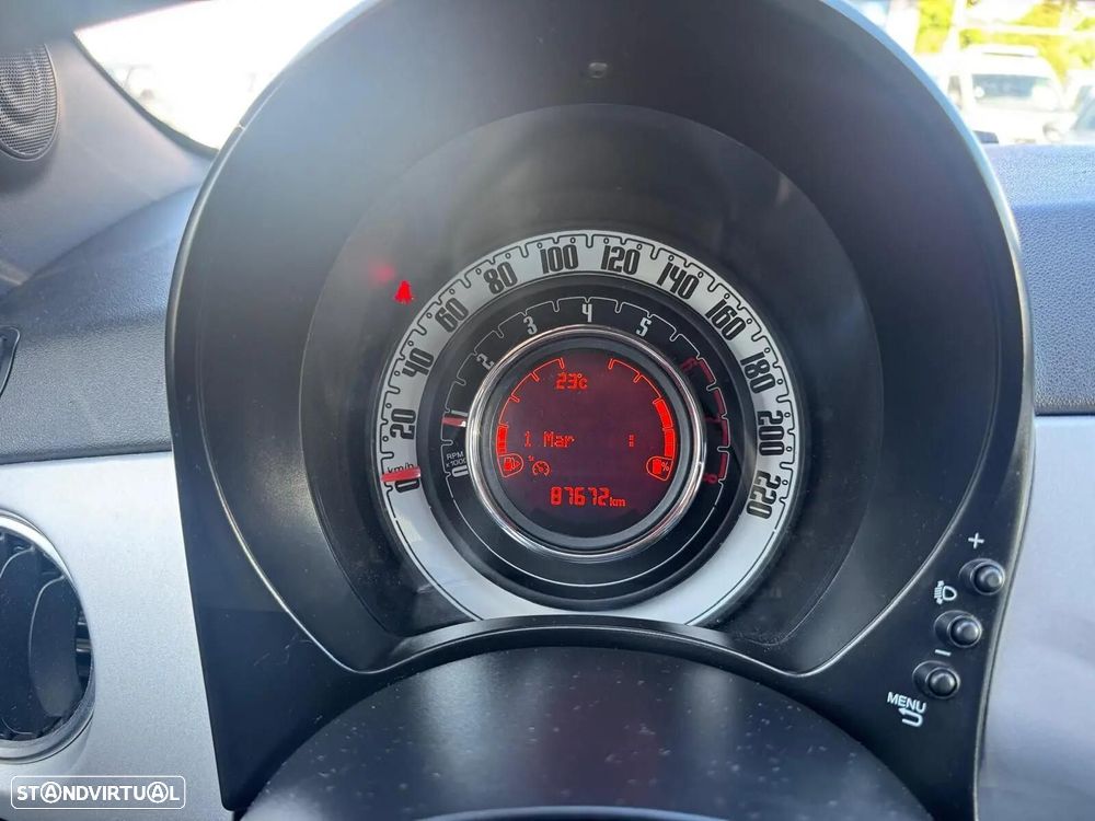 Fiat 500 1.0 Hybrid Club - 24