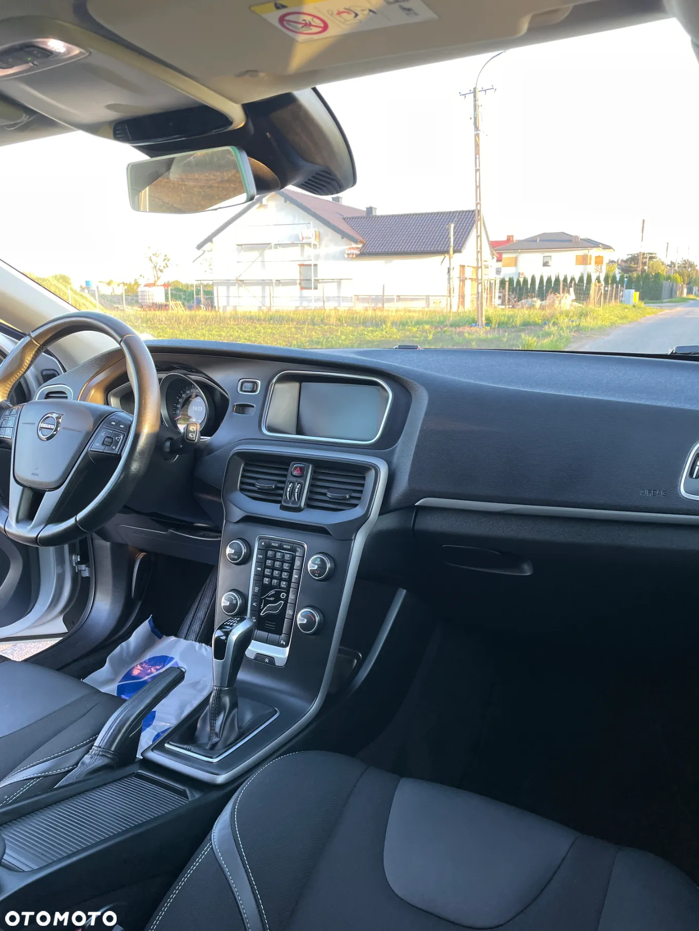 Volvo V40 D3 Kinetic - 23