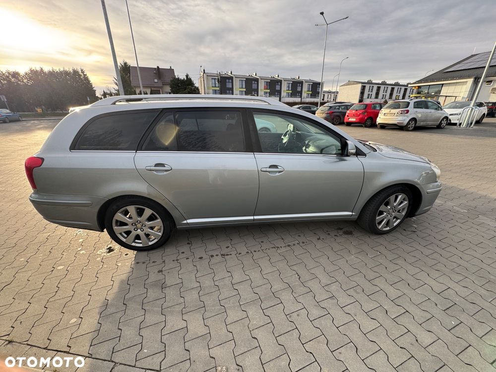 Toyota Avensis 2.0 D-4D Sol plus+NAVI - 8