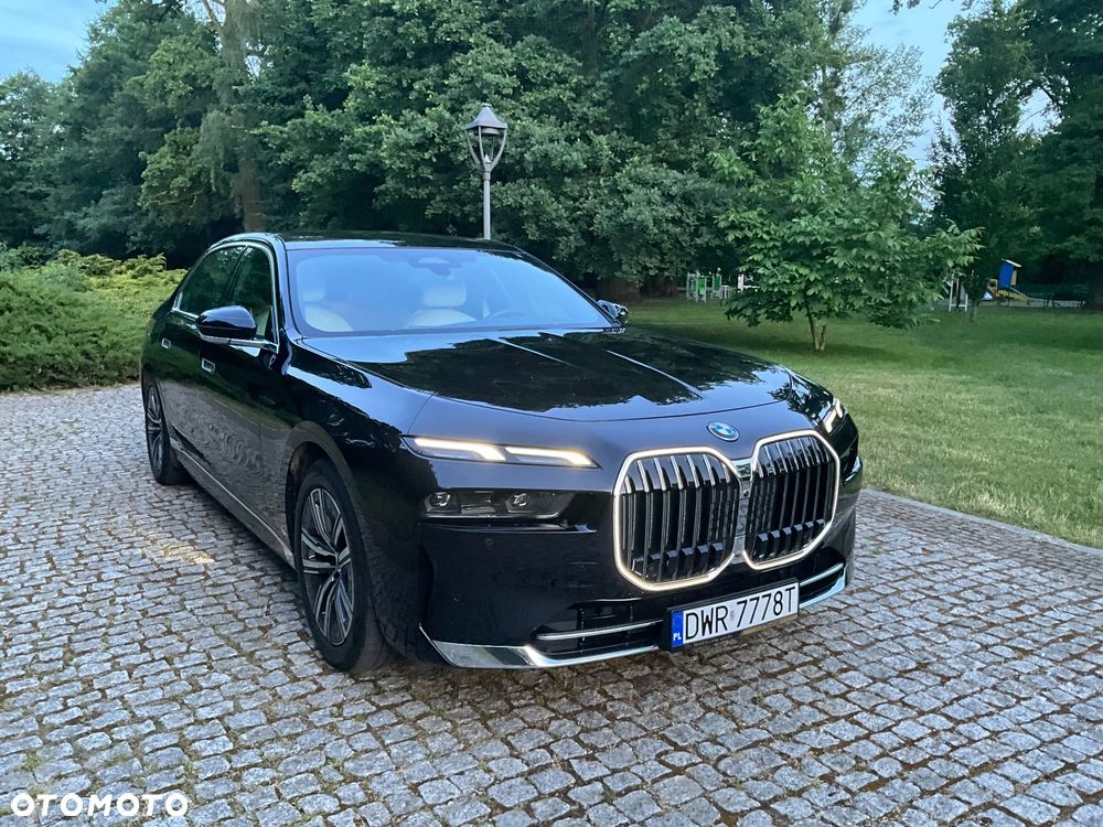 BMW Seria 7 - 1