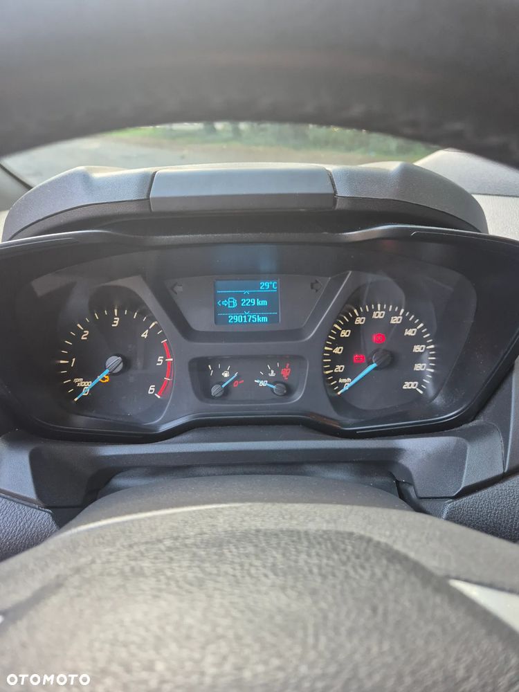 Ford Transit Custom - 10