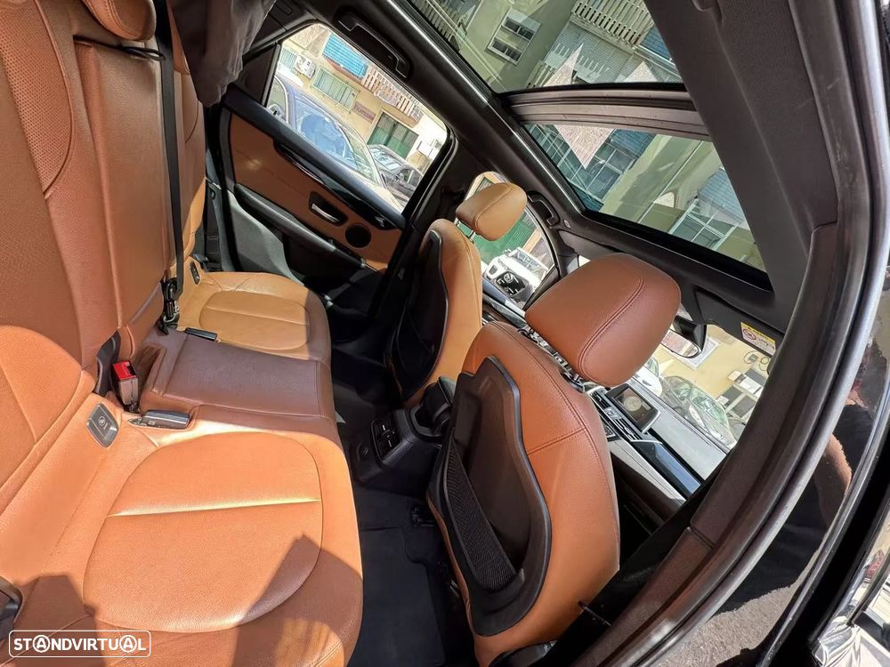 BMW 218 Active Tourer d Line Luxury Auto - 9