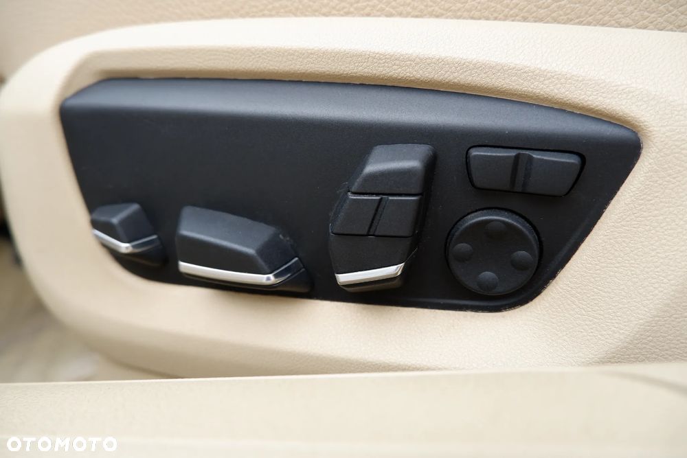 BMW Seria 7 - 18