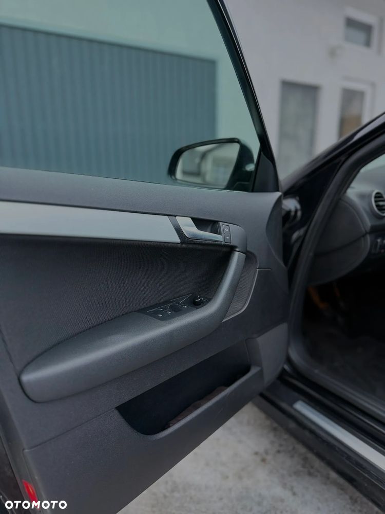 Audi A3 Sportback - 12