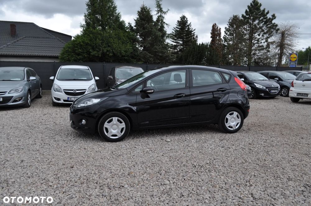 Ford Fiesta 1.25 Champions Edition - 11