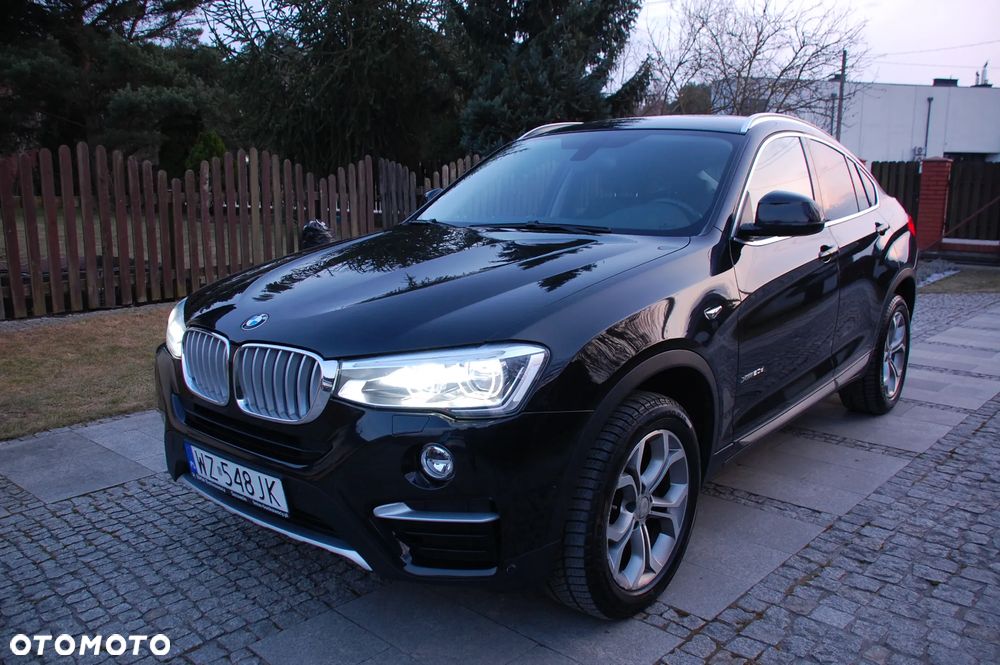 BMW X4 xDrive20d xLine - 1