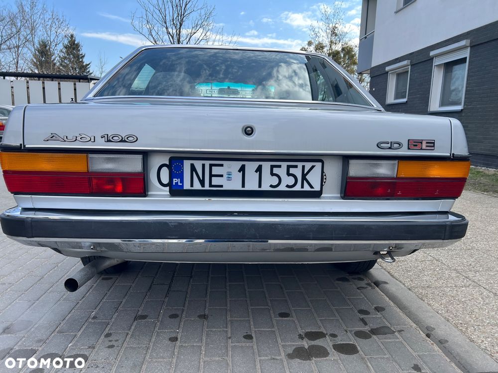 Audi 100 - 8