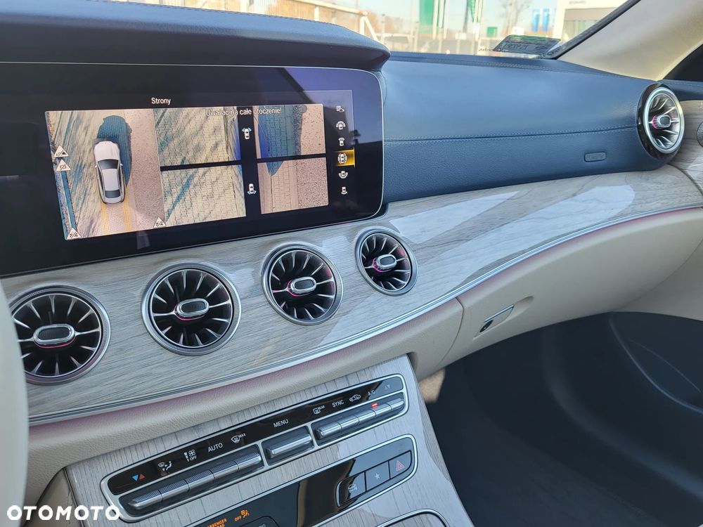 Mercedes-Benz Klasa E 200 4Matic 9G-TRONIC Avantgarde - 15