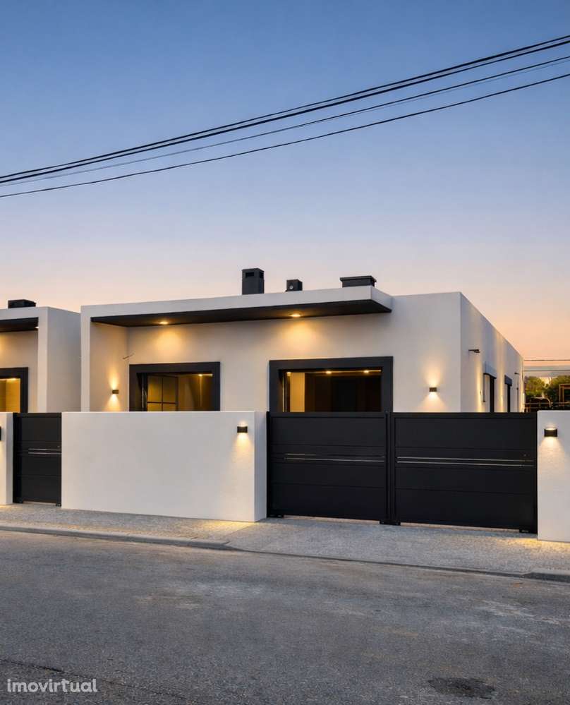 Moradia de Luxo térrea T4 com 3 Suítes e Piscina - Oferta de escritura - Grande imagem: 3/16