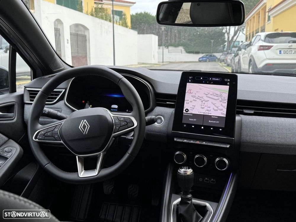 Renault Clio 1.0 TCe Techno Bi-Fuel - 9