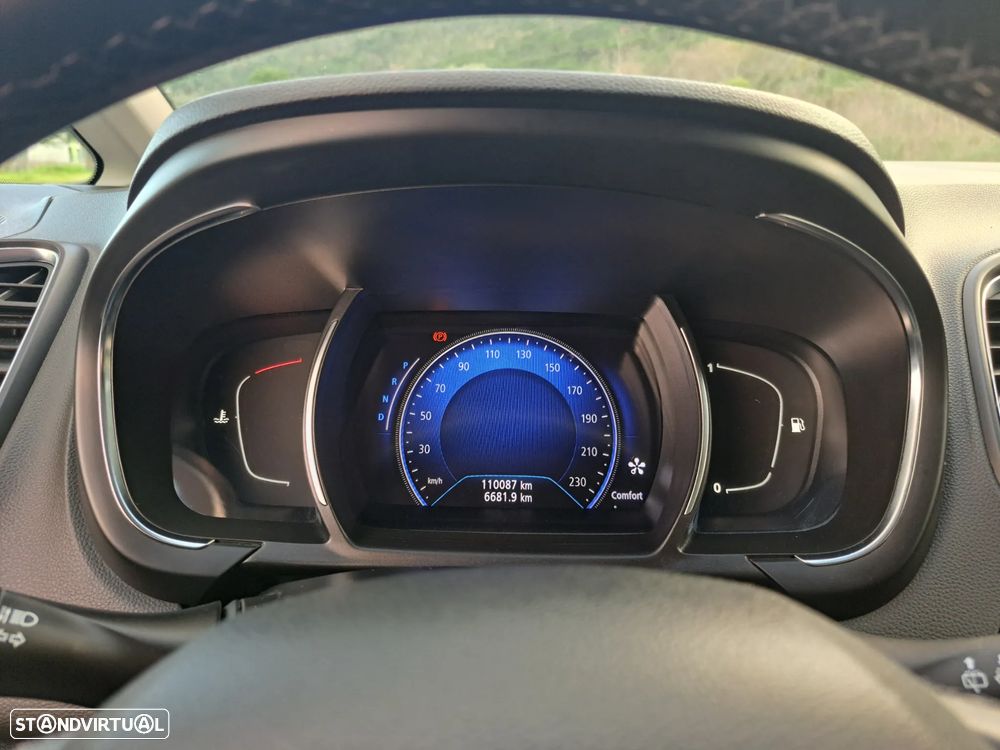 Renault Scénic ENERGY dCi 110 EDC INTENS - 17