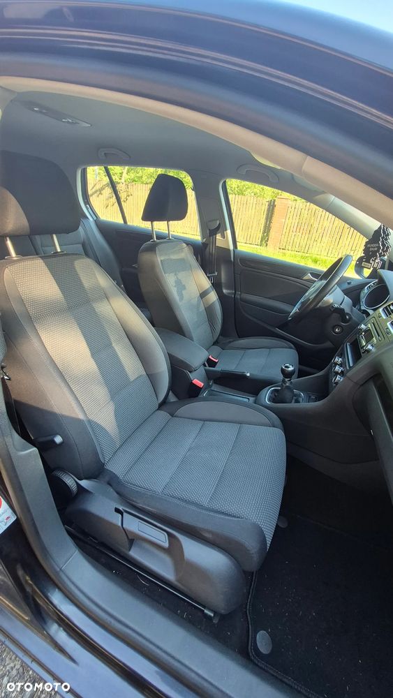 Volkswagen Golf 1.6 Comfortline - 13