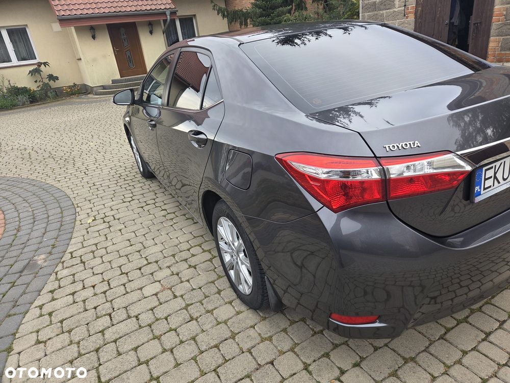 Toyota Corolla - 14
