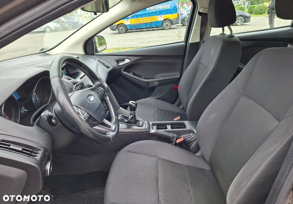 Ford Focus - 18