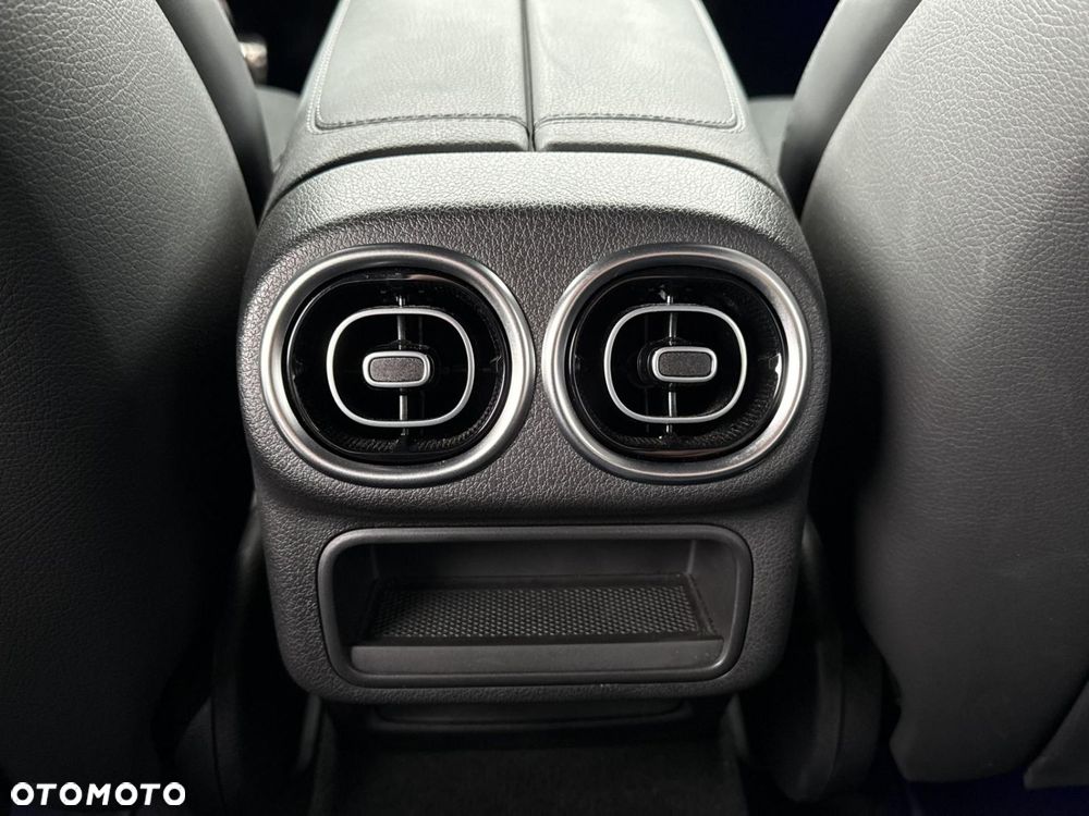 Mercedes-Benz GLC - 16