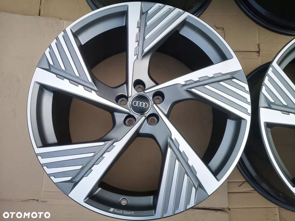 AUDI Q7 E-TRON Q7 RS6 RS7 RS5 22' 4KE - 3