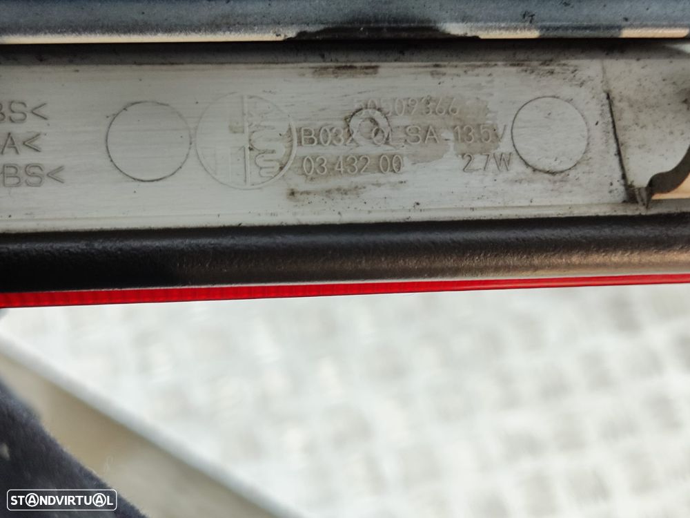 Spoiler Aileron 3º Stop Alfa Romeo Giulietta - 10