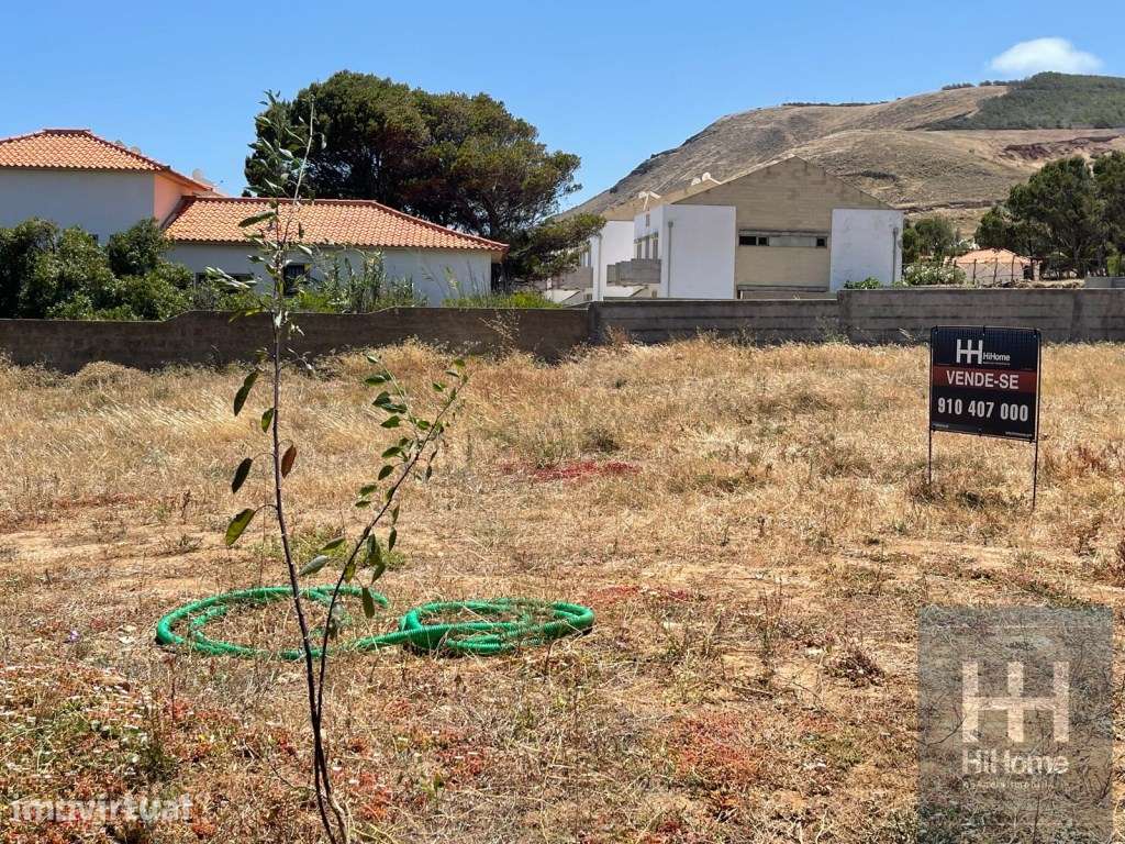Terreno com projeto de moradia térrea T2 - Porto Santo - Grande imagem: 2/15