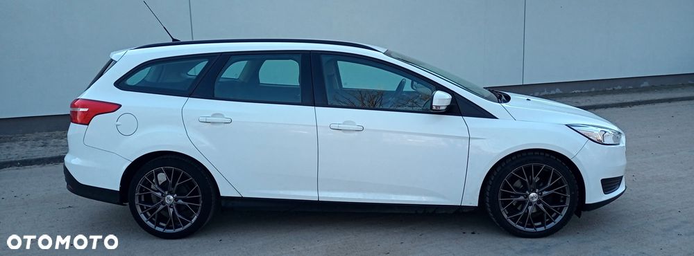 Ford Focus 1.5 TDCi Titanium - 8