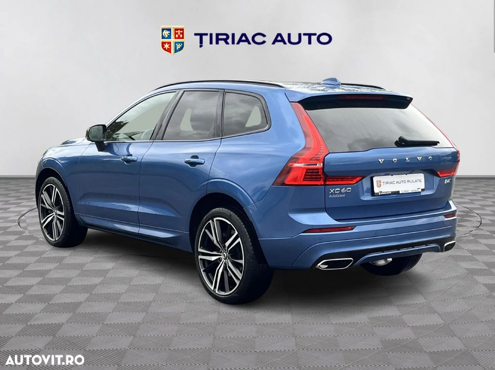 Volvo XC 60 B4 MHEV AT8 FWD R-Design - 4