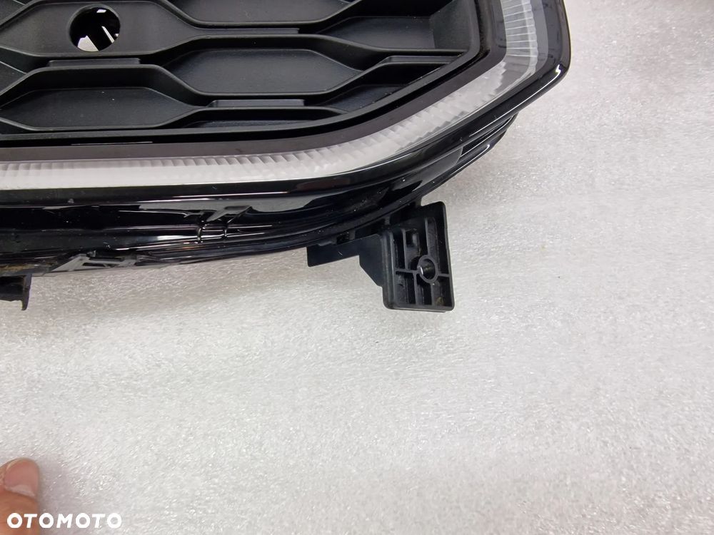 VW T-ROC 2GA LED / DRL LEWY / PRAWY HALOGEN , NR 2GA941056 + 2GA953212C / 2GA941055 + 2GA853211C , NR AUKCJI H265 - 4