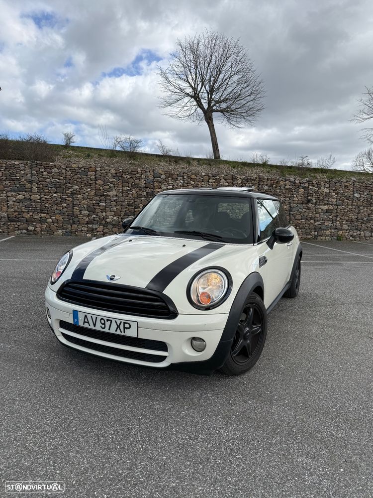 MINI 3 Portas Cooper D - 11