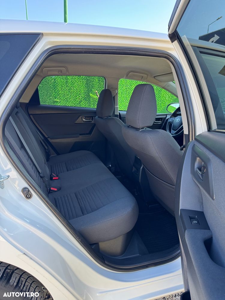 Toyota Auris 1.8 VVT-i Automatik Edition - 12