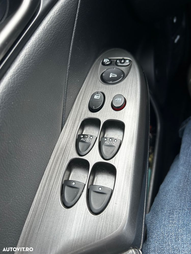 Honda Civic 1.8 SOHC i-VTEC MT GT - 18