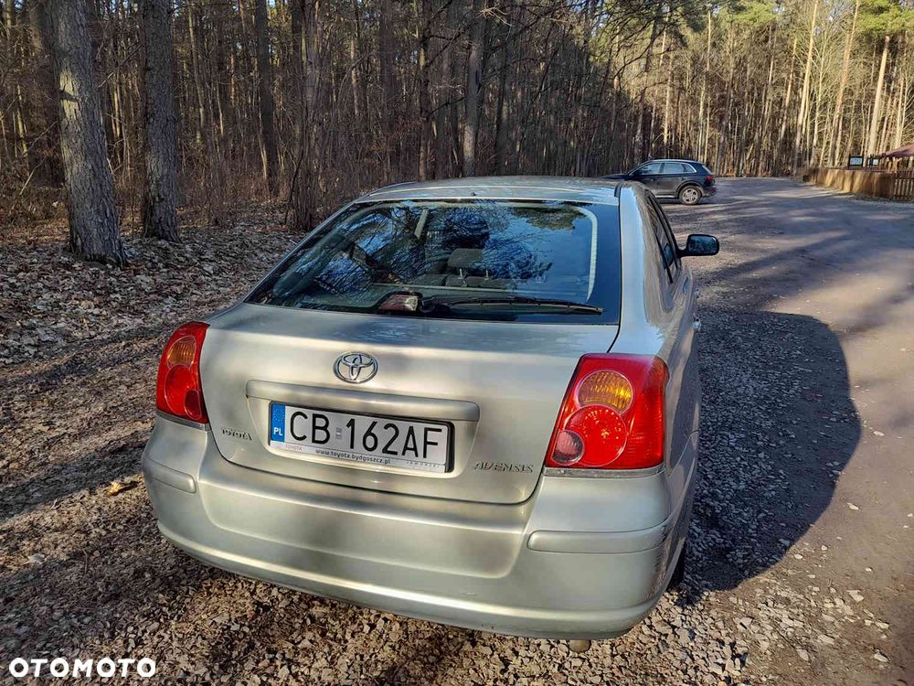 Toyota Avensis 2.0 VVT-i Sol plus - 7