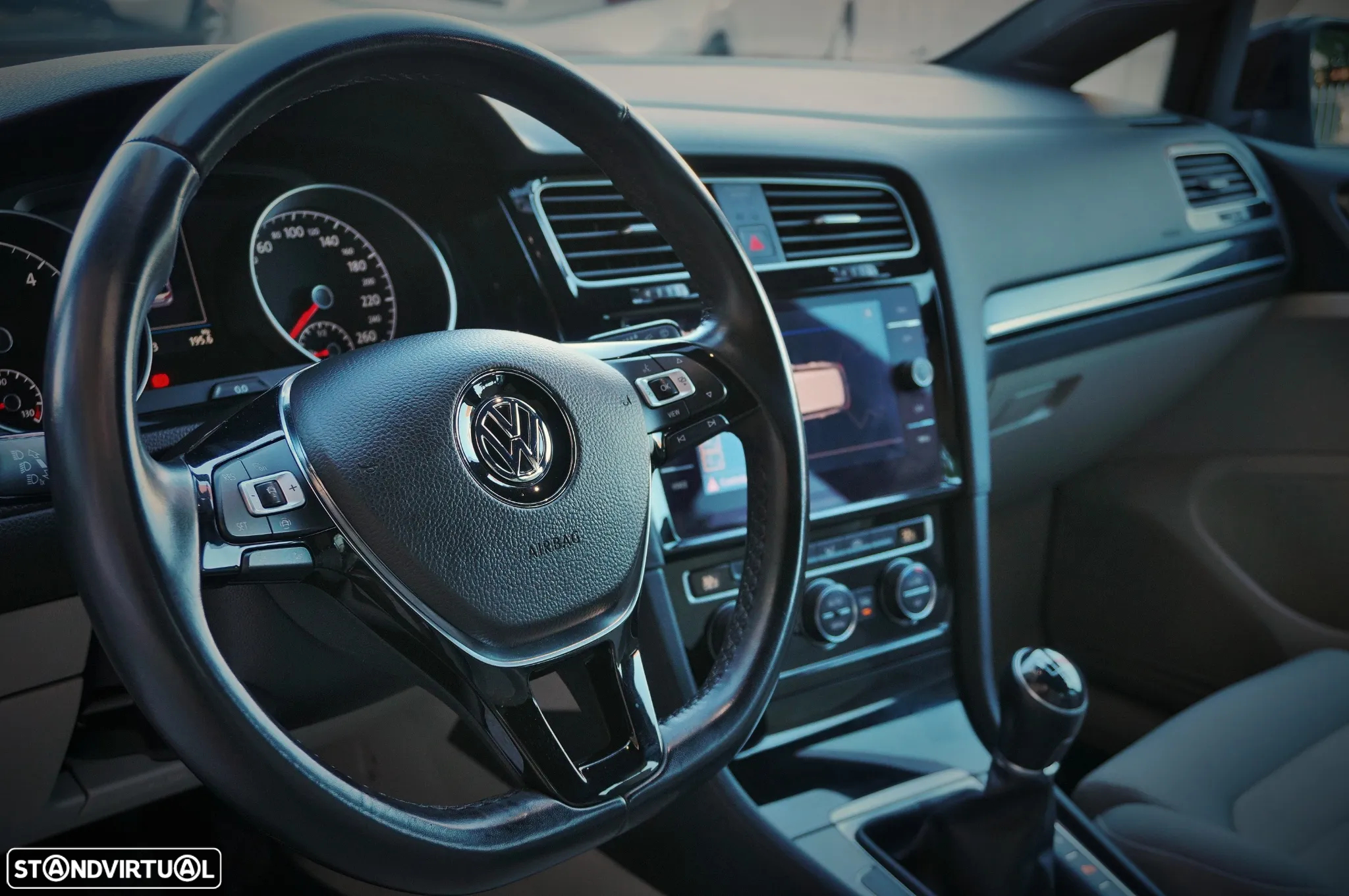 VW Golf Variant 1.6 TDi Highline - 9