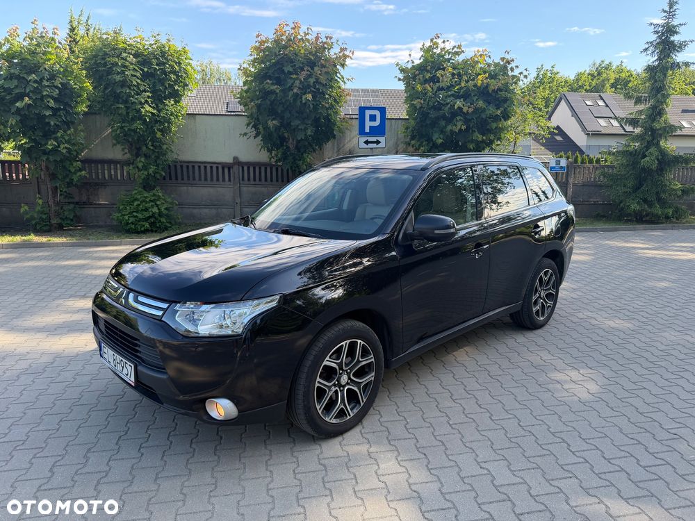 Mitsubishi Outlander 2.2 DI-D 4WD Plus - 1