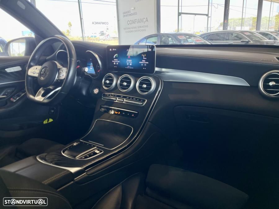 Mercedes-Benz GLC 300 de 4Matic 9G-TRONIC AMG Line - 32