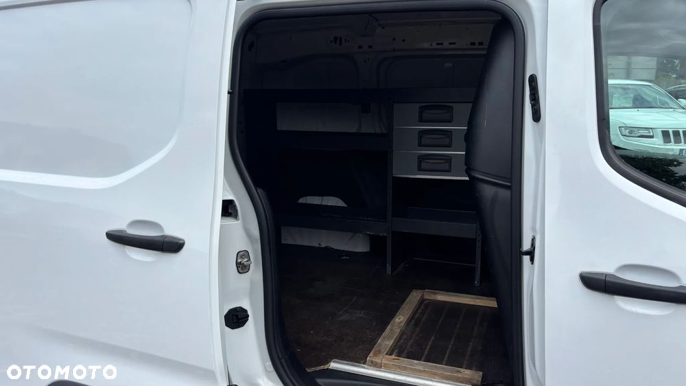 Opel COMBO - 5