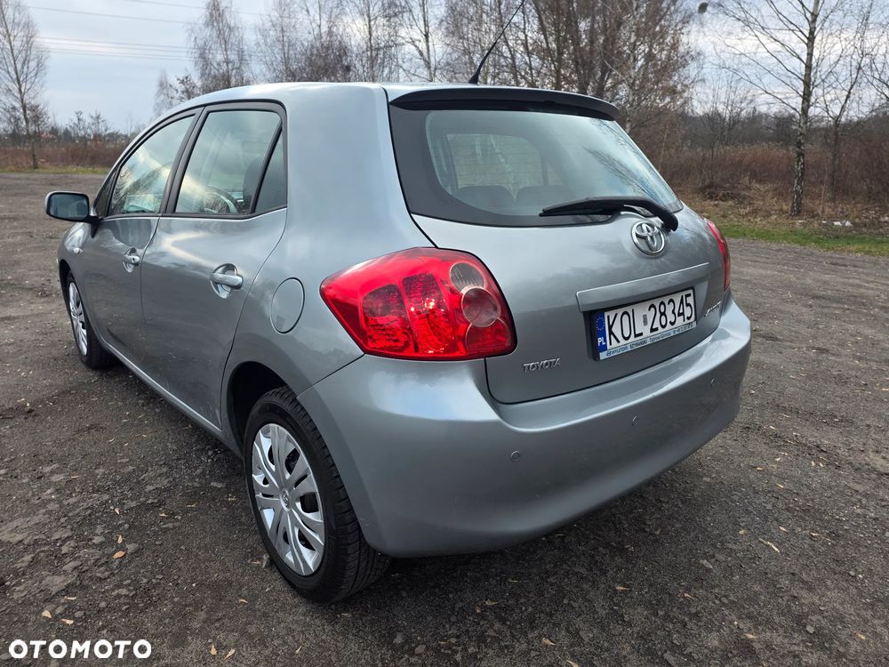 Toyota Auris 2.0 D-4D - 9