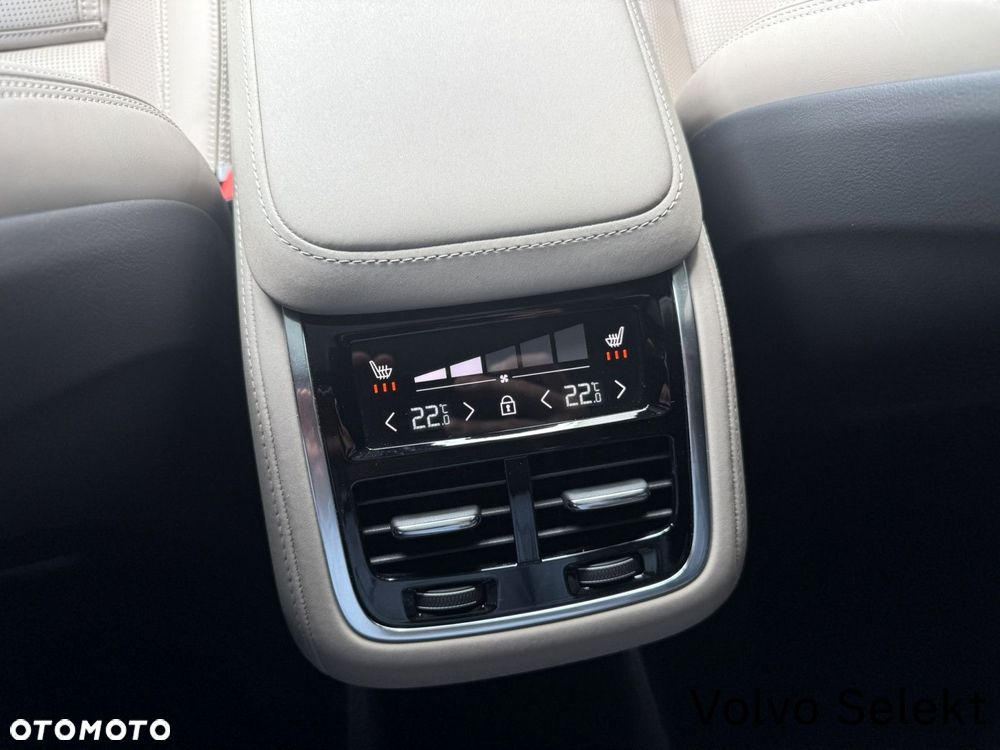 Volvo XC 90 B5 B AWD Ultra Bright 7os - 27