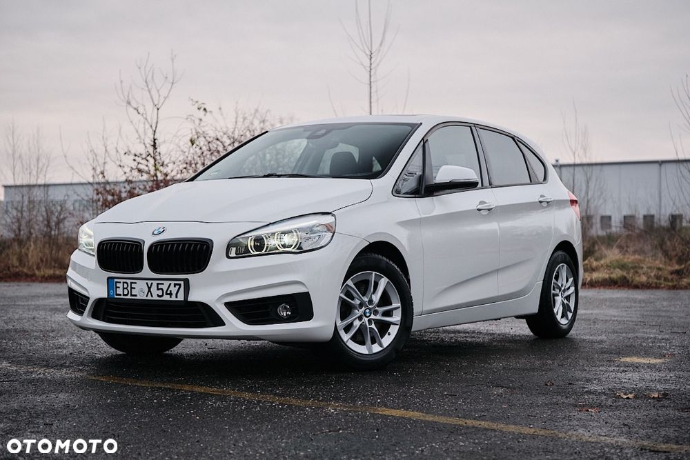 BMW Seria 2 218i - 32