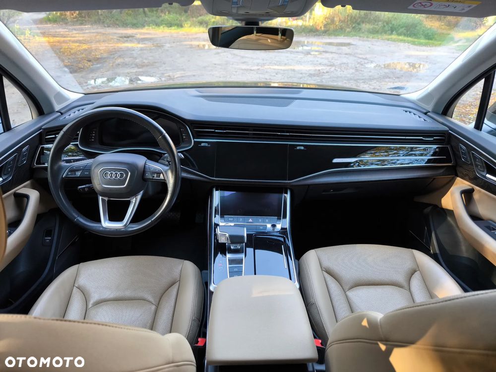 Audi Q7 - 9