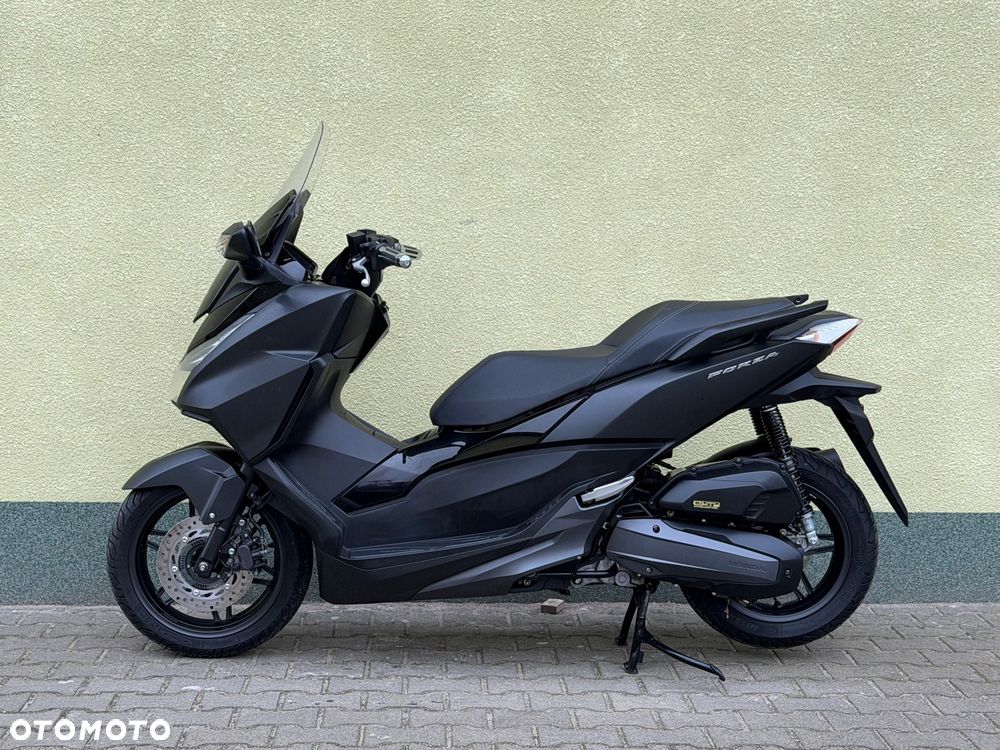 Honda NSS - 25