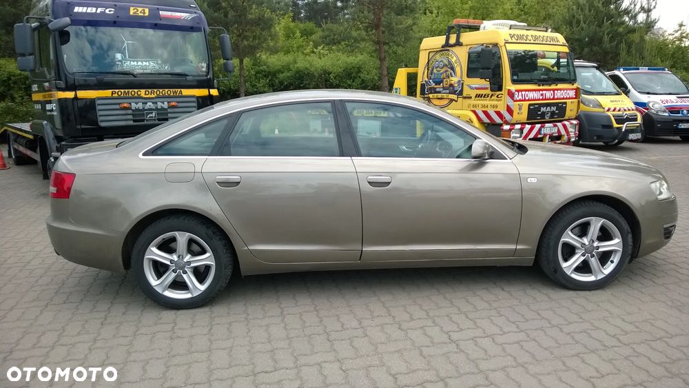Audi A6 Limousine 2.4 - 7
