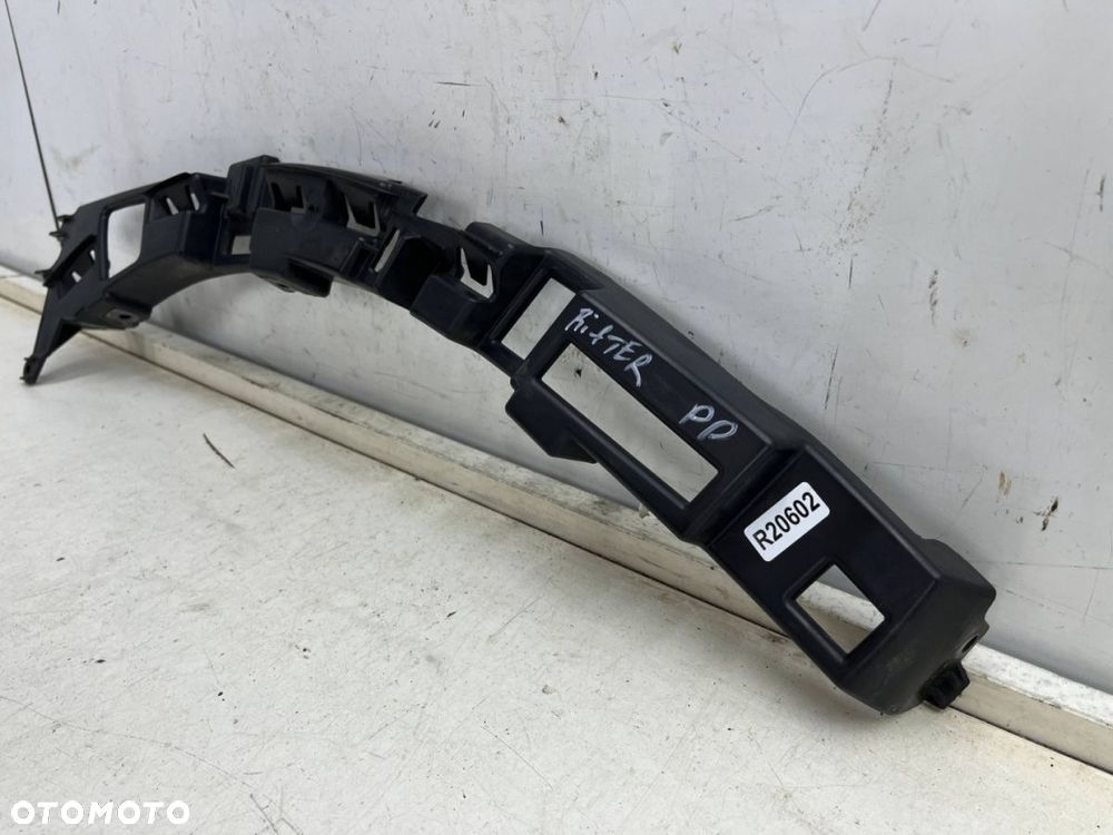 Ślizg Peugeot Rifter Partner Berlingo III Combo E ProAce City 18r- prawe przednie mocowanie wspornik - 3