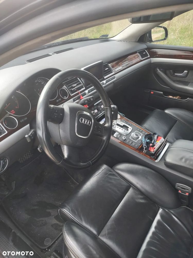 Audi A8 4.2 FSI Quattro - 8